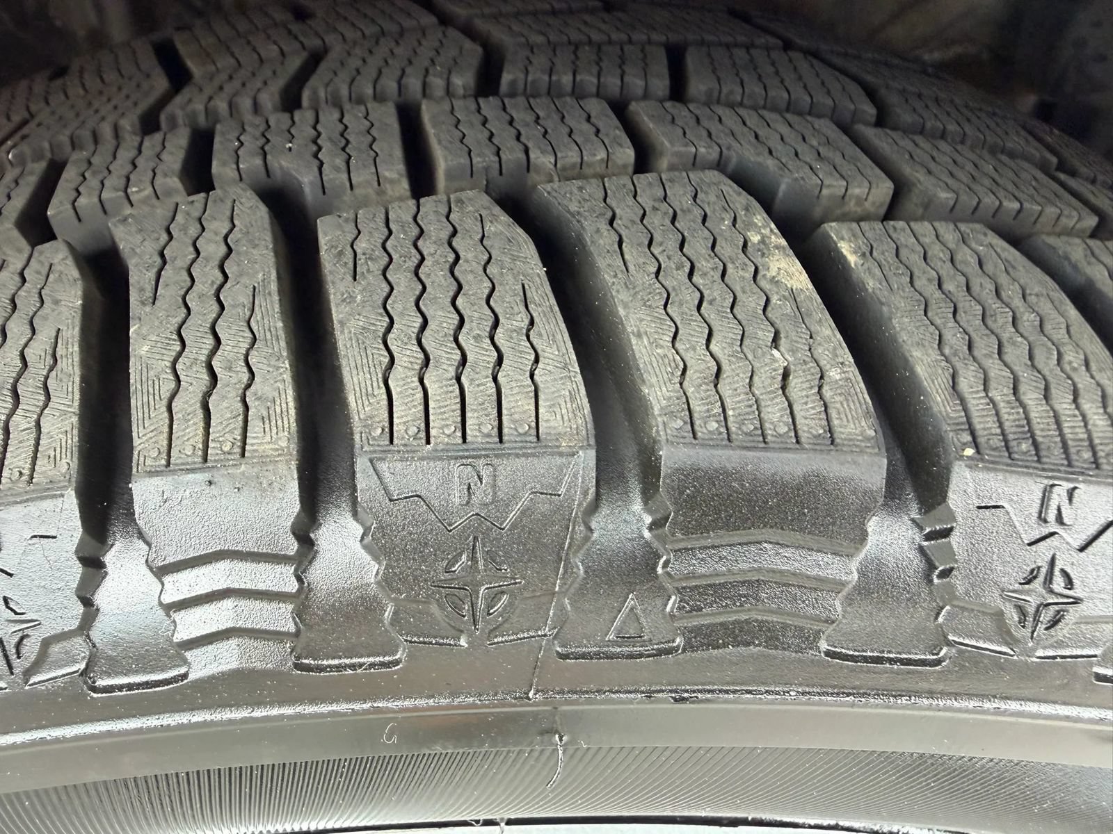 Used 2012 Scion xD FWD image 25