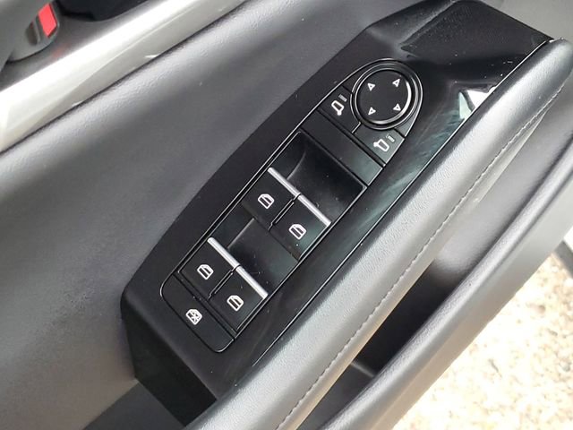 Certified 2025 MAZDA MAZDA3 s Sport image 21