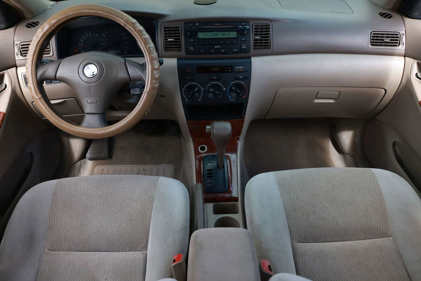 Used 2008 Toyota Corolla LE FWD image 2