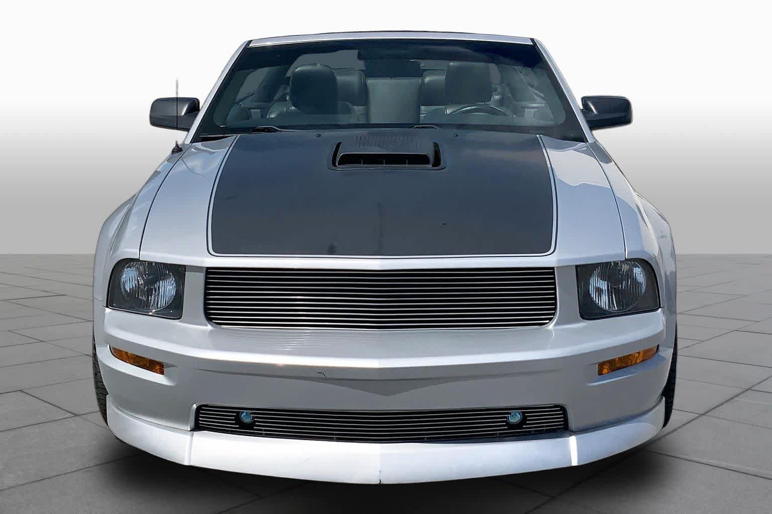Used 2006 Ford Mustang GT Premium RWD image 3