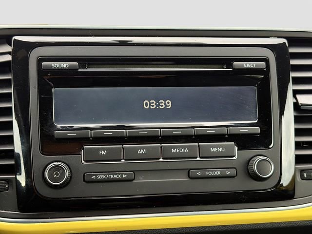 Used 2015 Volkswagen Beetle 1.8T image 13