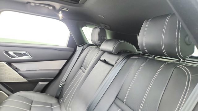 Used 2021 Land Rover Range Rover Velar R-Dynamic S image 30