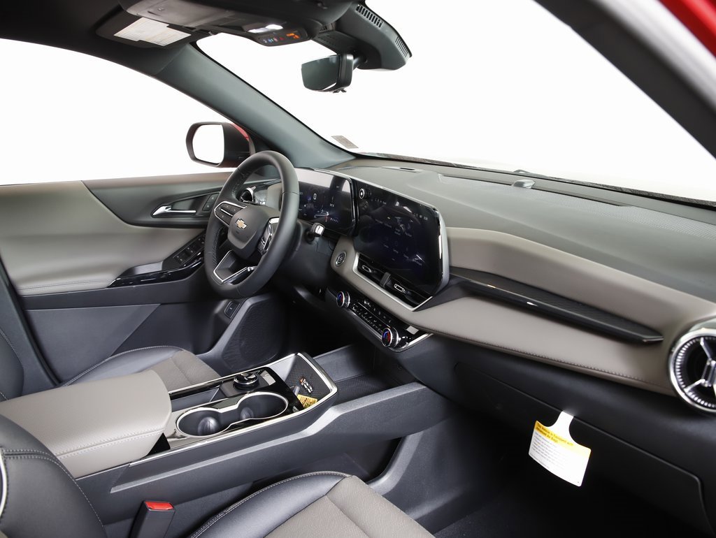 New 2026 Chevrolet Equinox LT w/ Convenience Package II image 9
