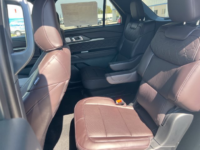 New 2027 Ford Explorer Platinum w/ LUX Leather Package AWD/4WD image 17