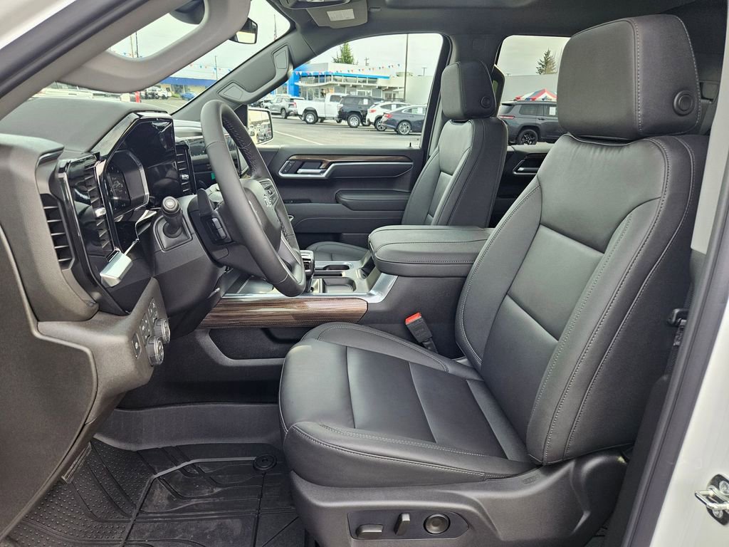 New 2026 Chevrolet Silverado 1500 RST w/ RST All Star Premium Package AWD/4WD image 14
