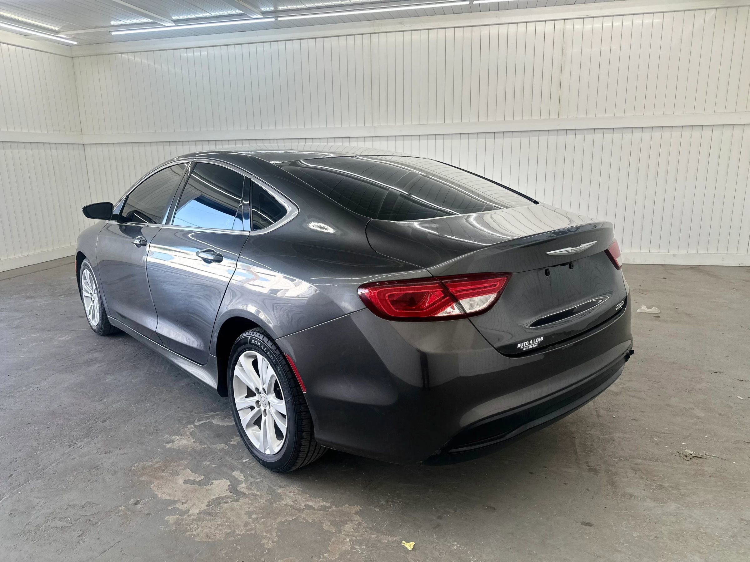 Used 2016 Chrysler 200 LX image 7