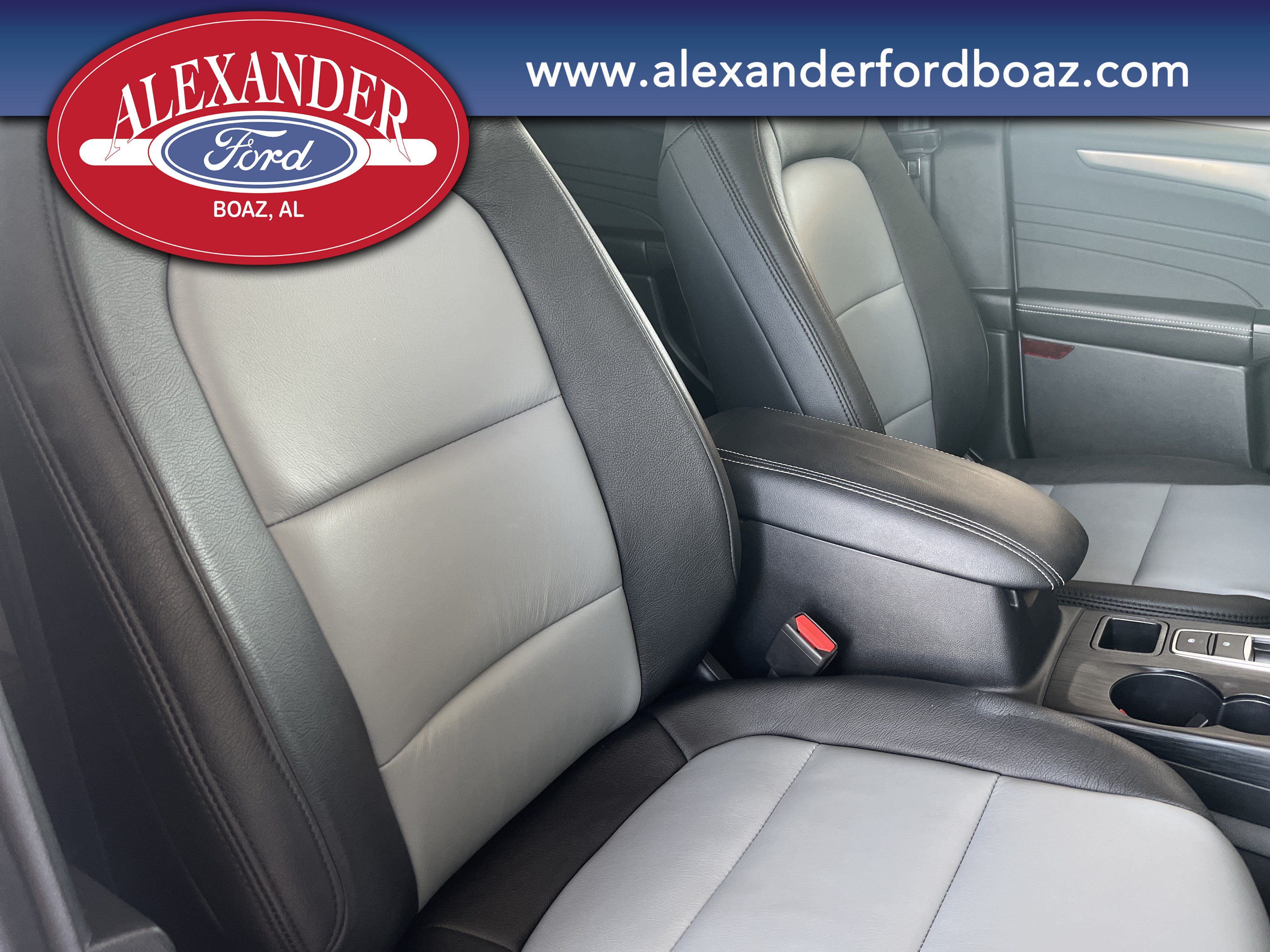 Used 2025 Ford Escape Active w/ Active Premium Tech Pack FWD image 16