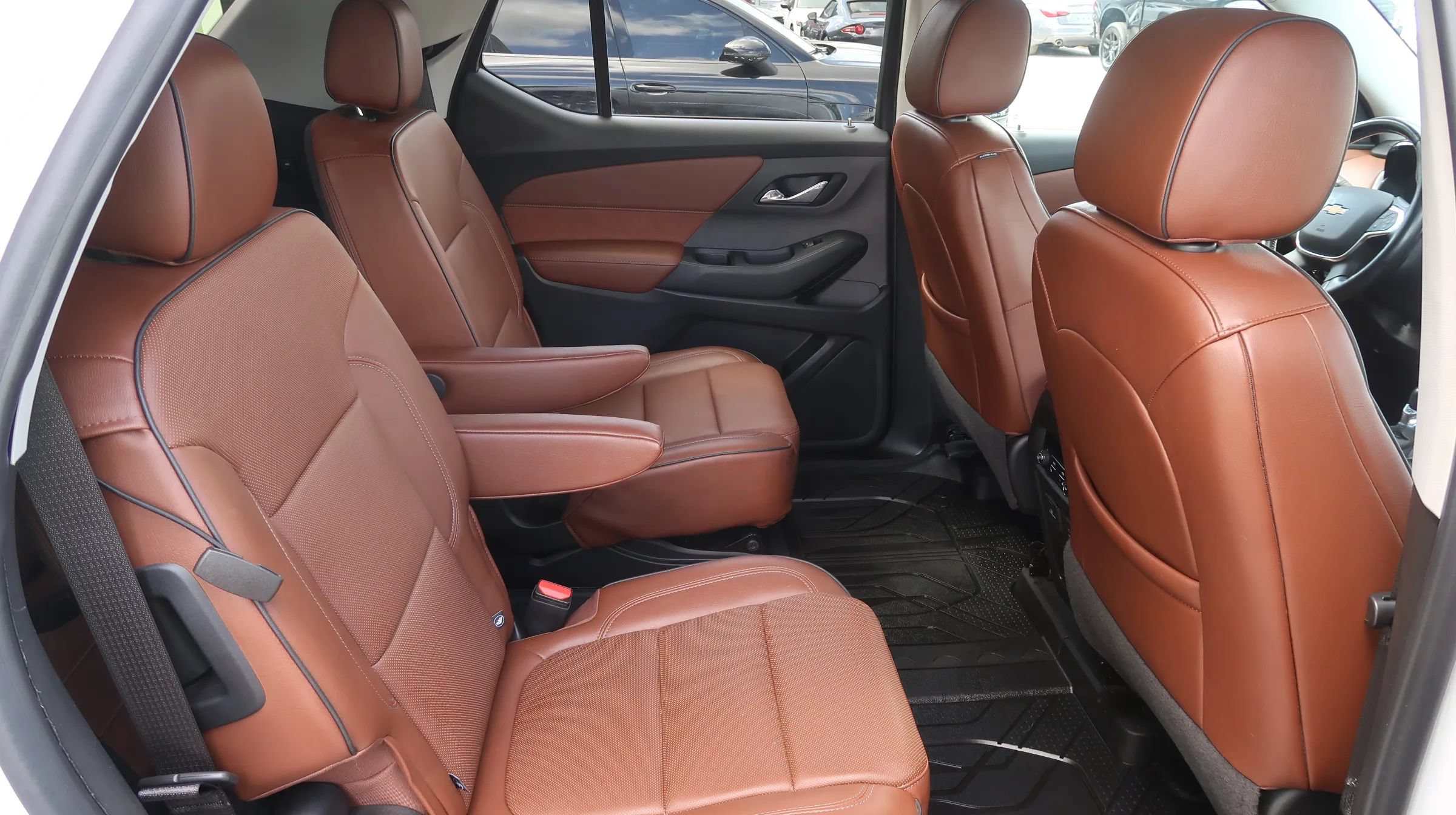 Used 2021 Chevrolet Traverse High Country FWD image 25