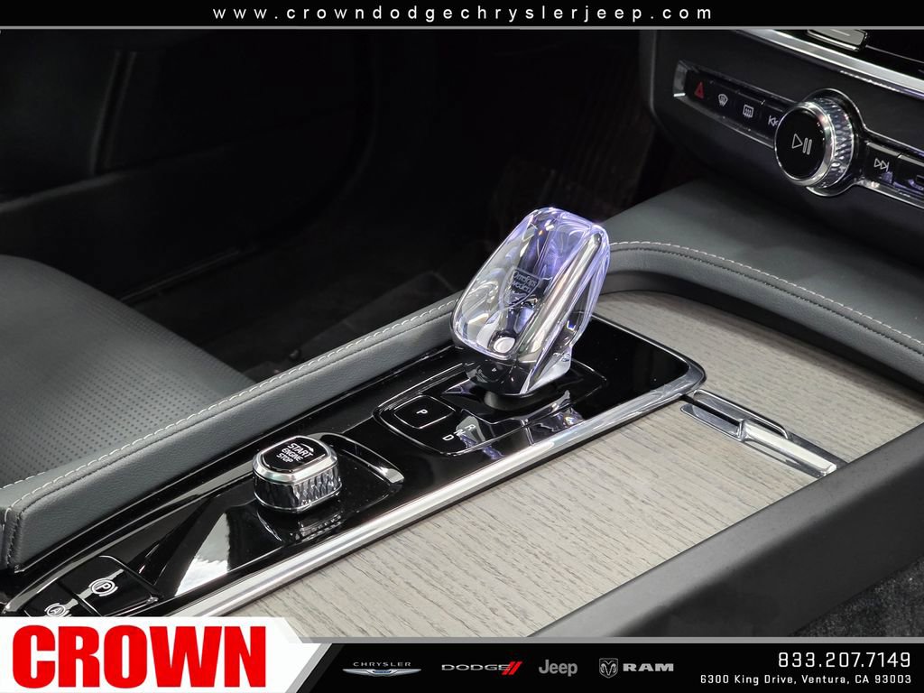 Used 2025 Volvo V90 B6 Cross Country Ultra w/ Protection Package AWD/4WD image 10