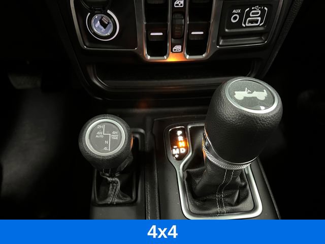 Used 2025 Jeep Wrangler Unlimited Sahara w/ Safety Group image 23