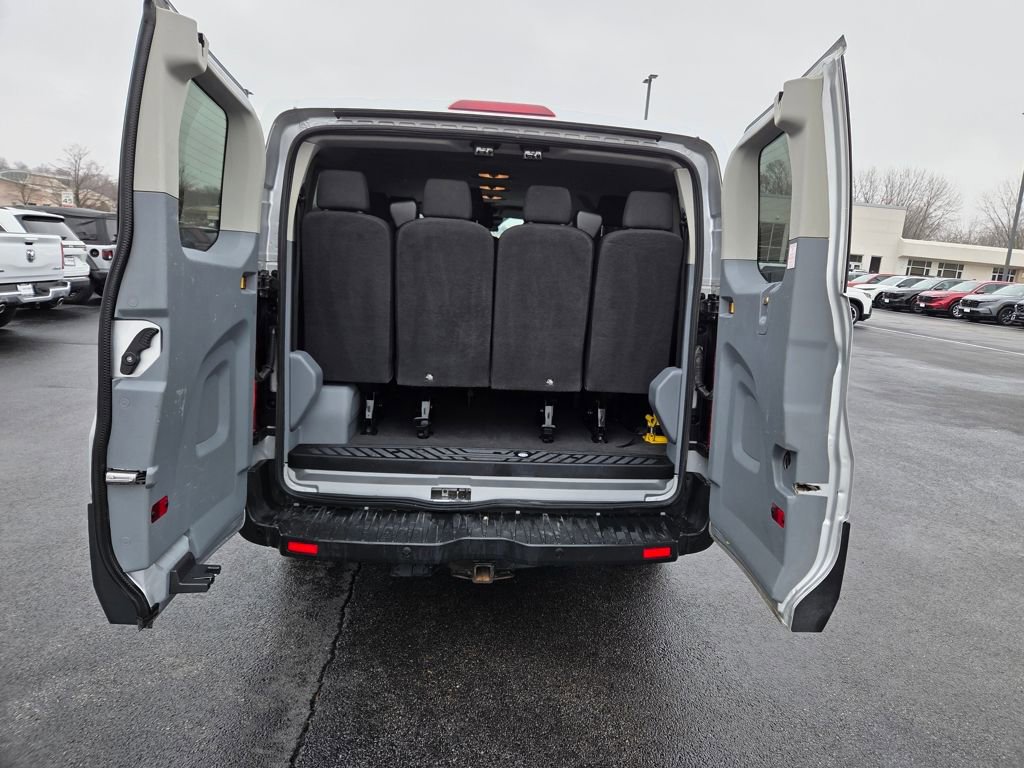Used 2019 Ford Transit 350 XLT image 16