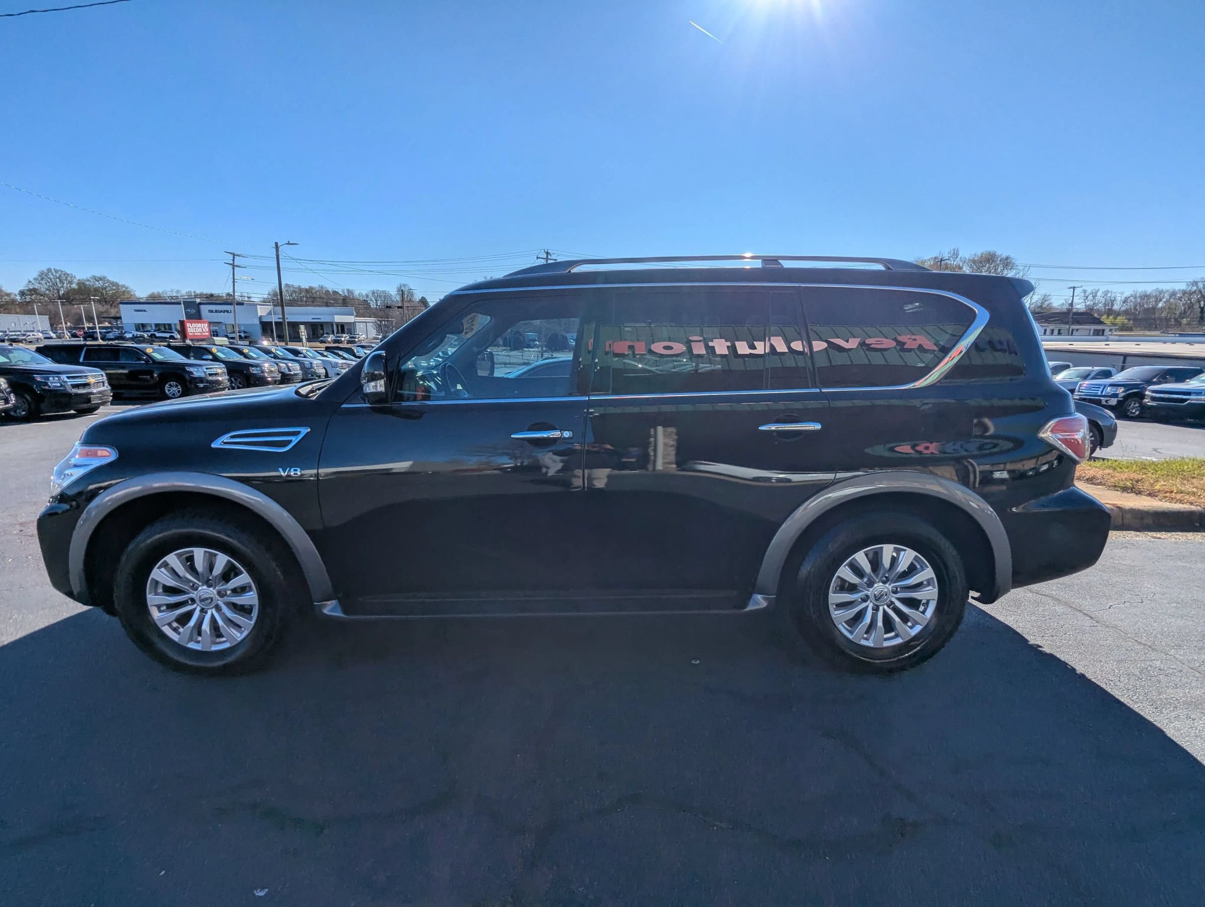 Used 2019 Nissan Armada SV w/ Driver Package AWD/4WD image 4