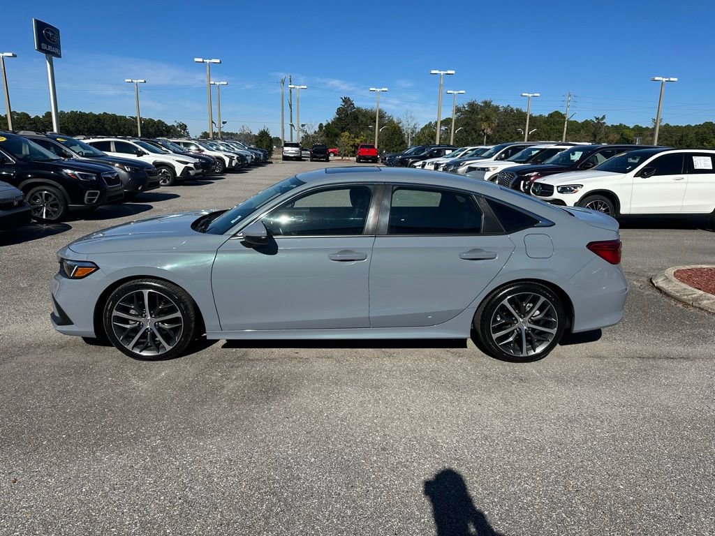 Used 2023 Honda Civic Touring image 10