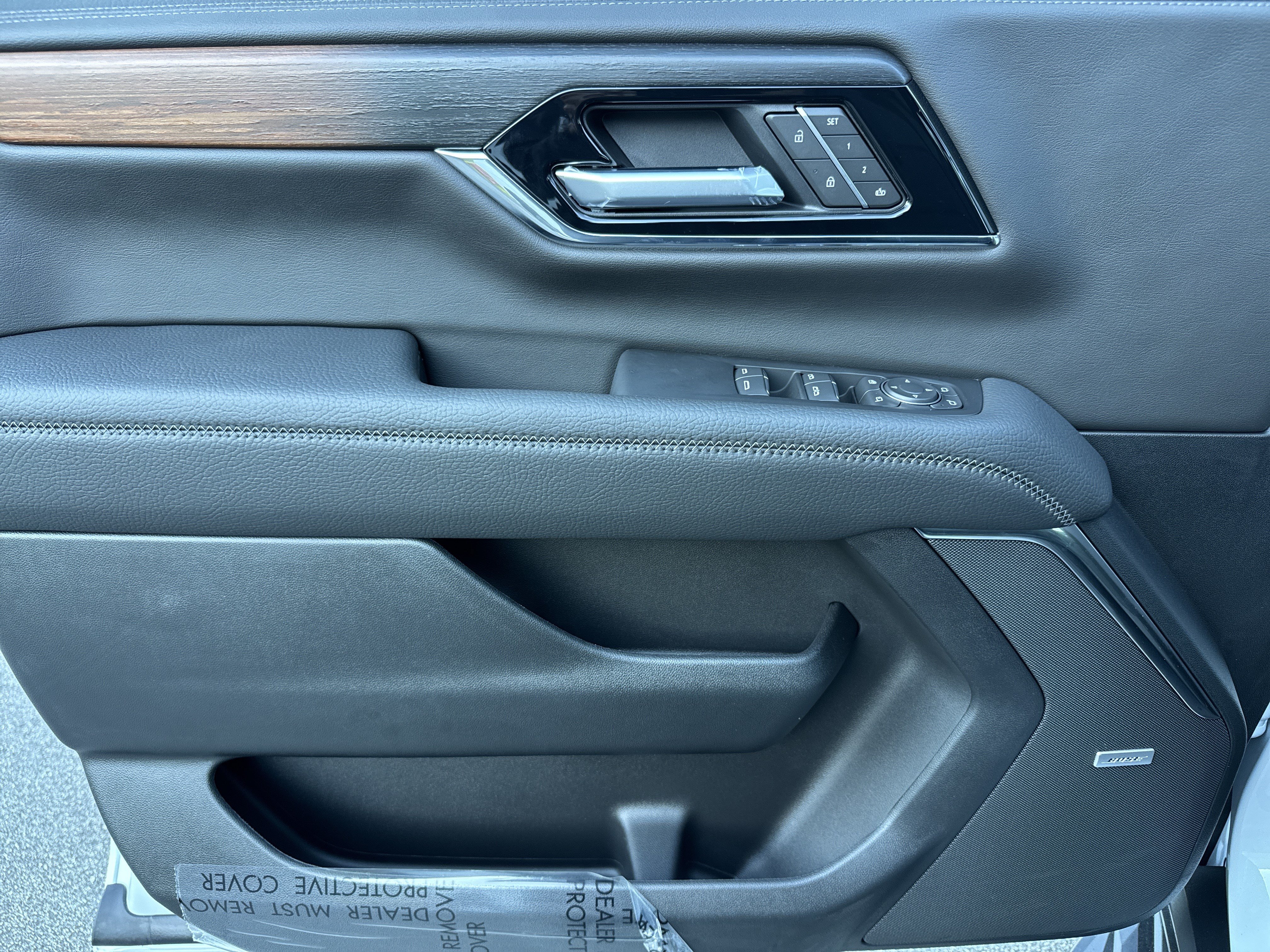 New 2026 GMC Yukon Denali AWD/4WD image 14