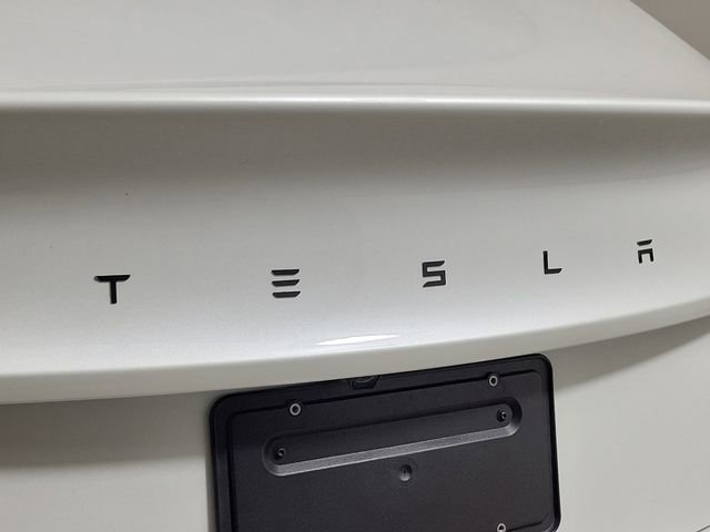 Used 2025 Tesla Model 3 Long Range RWD image 9