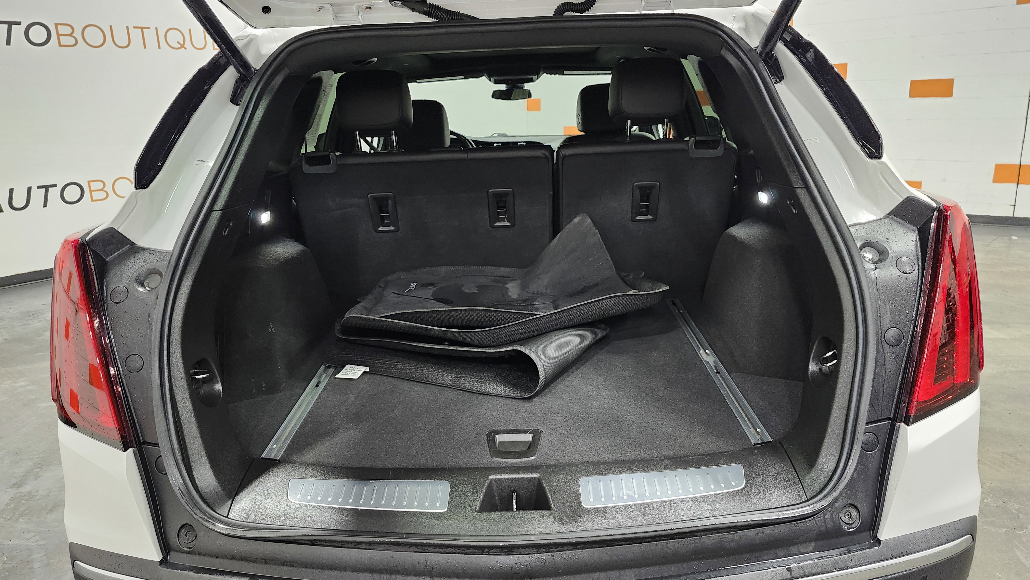 Used 2021 Cadillac XT5 Premium Luxury image 13