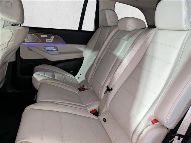 New 2026 Mercedes-Benz GLS 580 4MATIC image 18