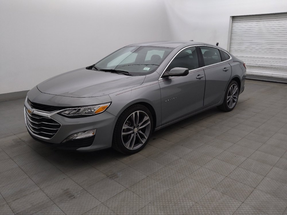 Used 2024 Chevrolet Malibu LT FWD image 2