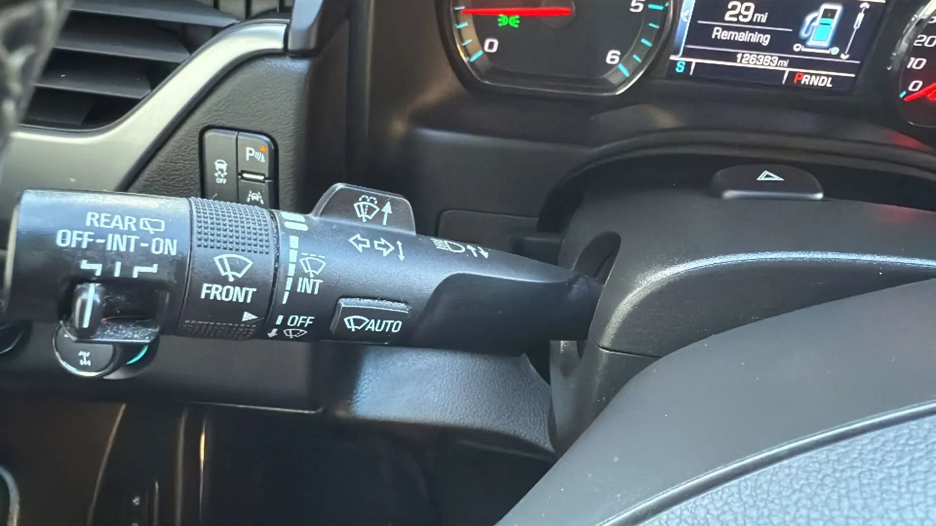 Used 2018 Chevrolet Tahoe LT image 13