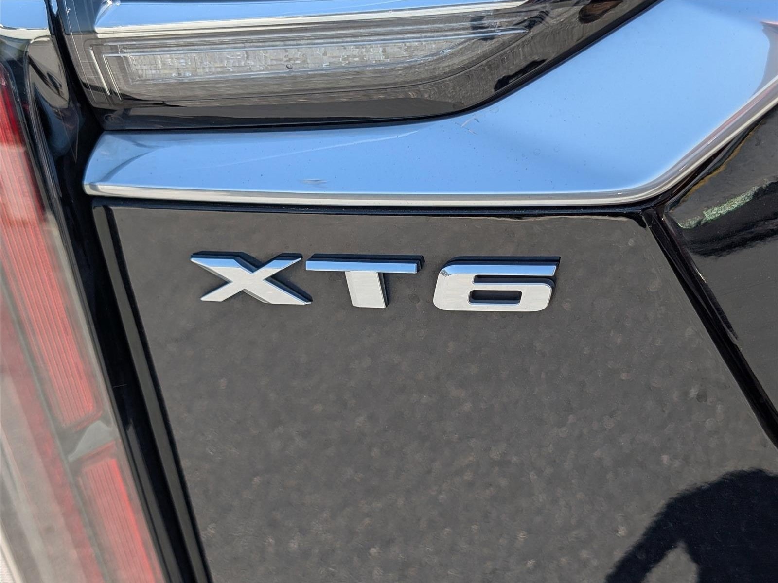 Used 2023 Cadillac XT6 Sport w/ Technology Package AWD/4WD image 9