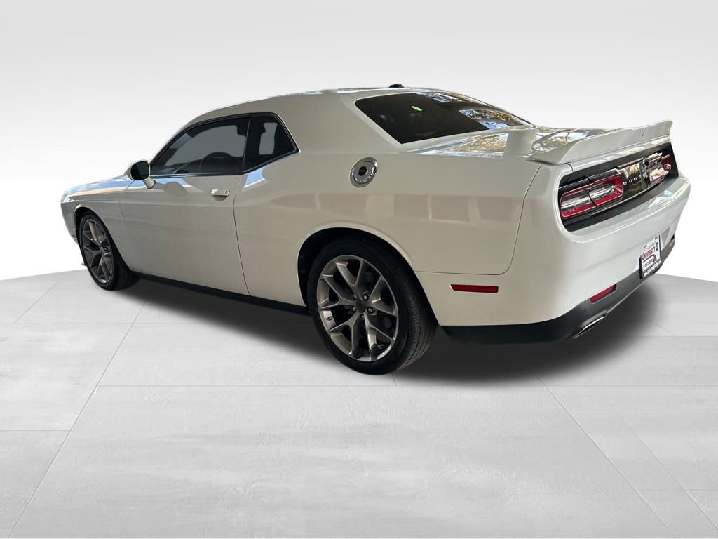 Used 2022 Dodge Challenger GT image 4