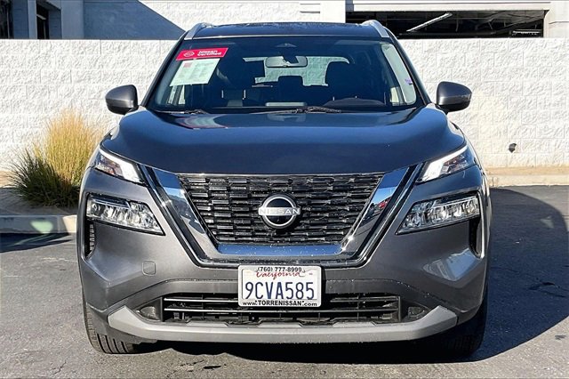 Certified 2022 Nissan Rogue SV w/ SV Premium Package image 2