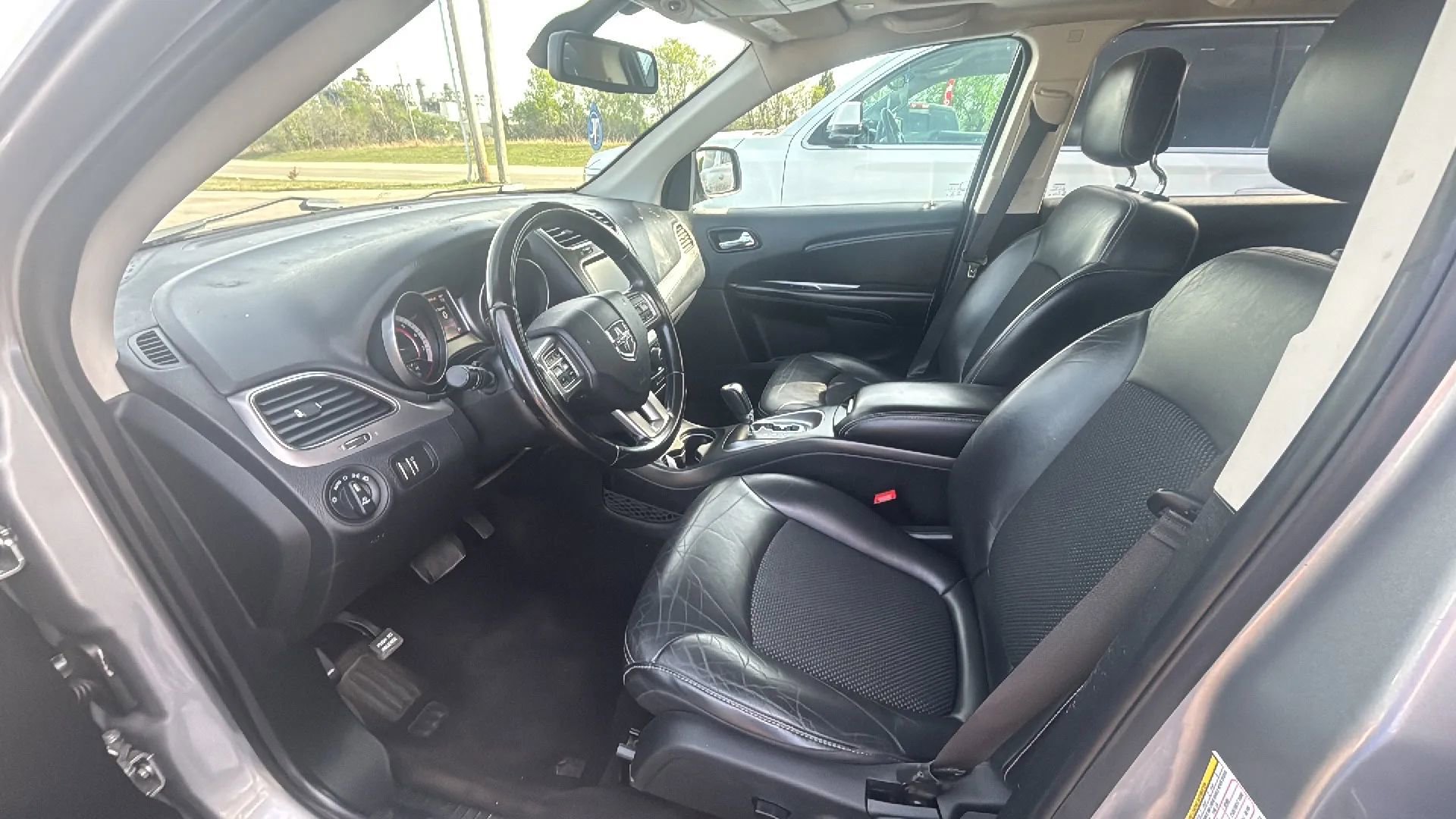 Used 2020 Dodge Journey Crossroad image 2
