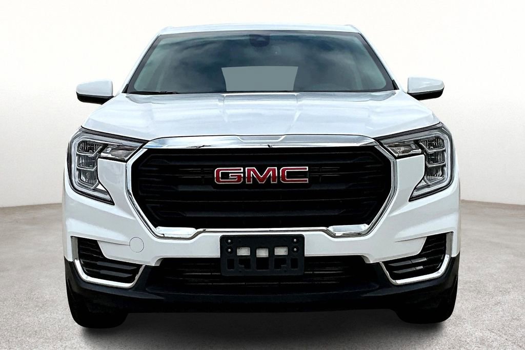 Used 2024 GMC Terrain SLE image 5
