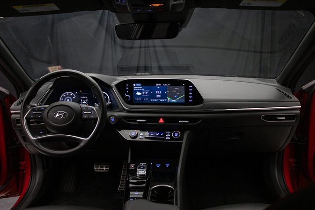 Used 2021 Hyundai Sonata SEL Plus w/ Tech Package image 21