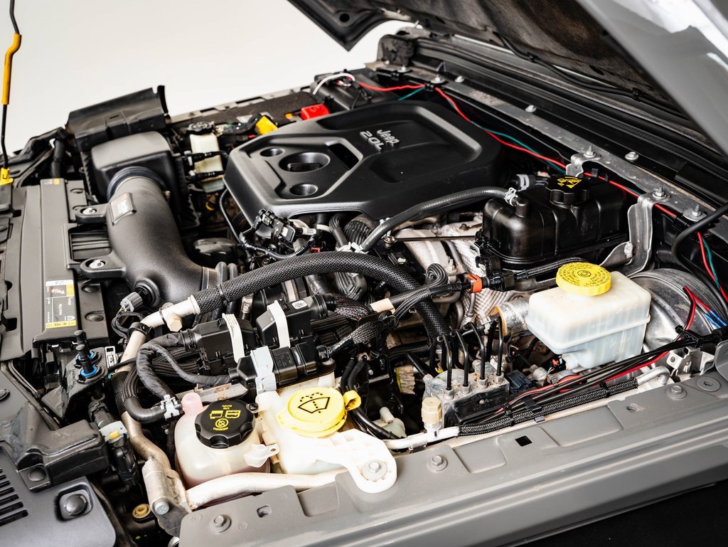 Used 2021 Jeep Wrangler Sport S image 37