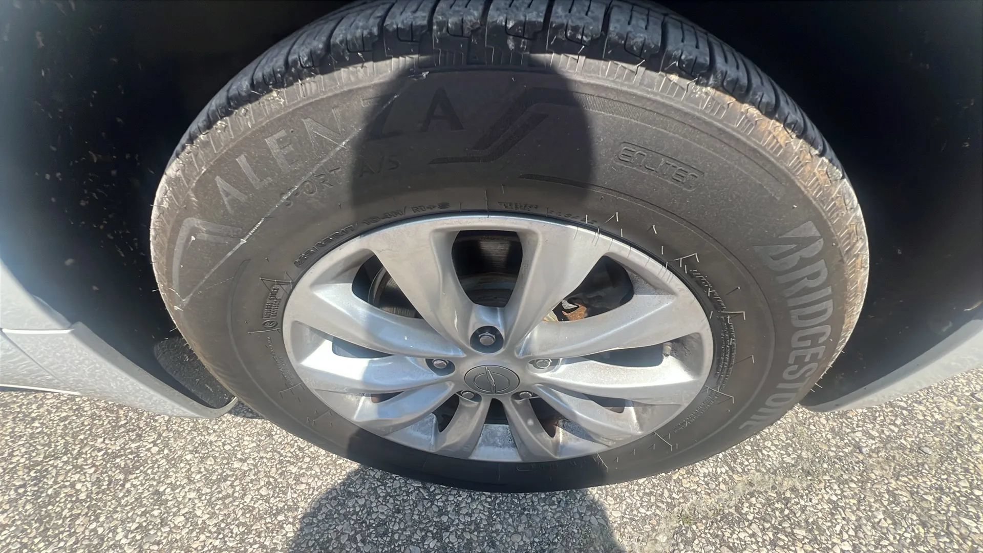 Used 2018 Chrysler Pacifica Touring-L Plus FWD image 11