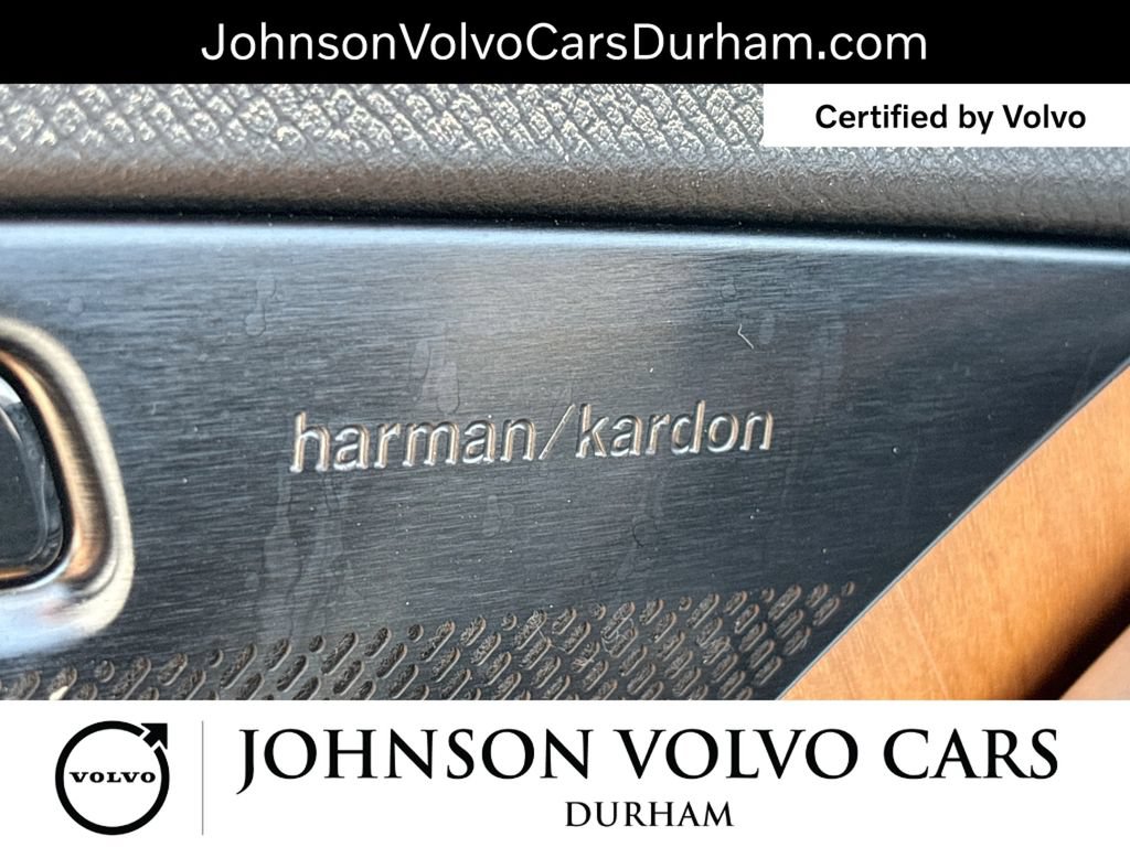 Used 2025 Volvo XC90 B6 Plus AWD/4WD image 23