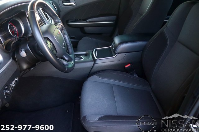 Used 2022 Dodge Charger SXT image 12
