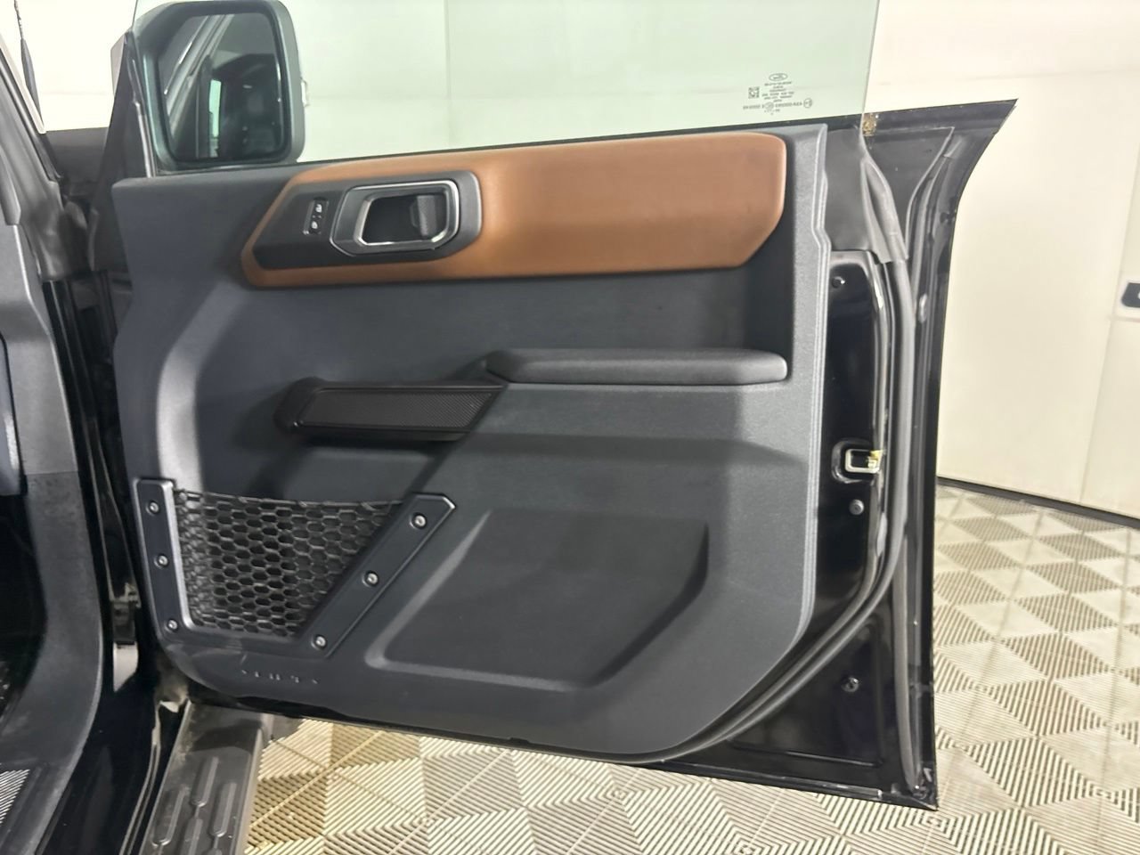 Used 2024 Ford Bronco Outer Banks AWD/4WD image 25
