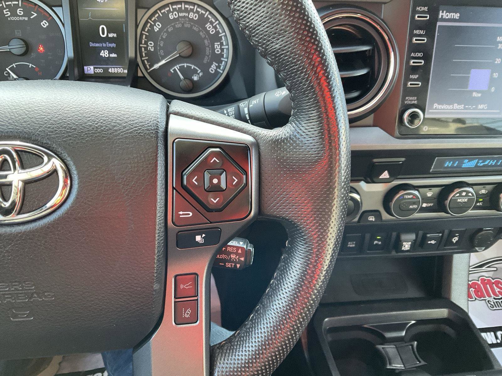 Used 2021 Toyota Tacoma TRD Off-Road w/ Technology Package image 15