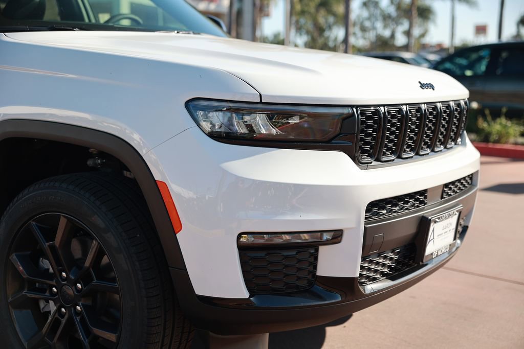 New 2025 Jeep Grand Cherokee L Limited image 7