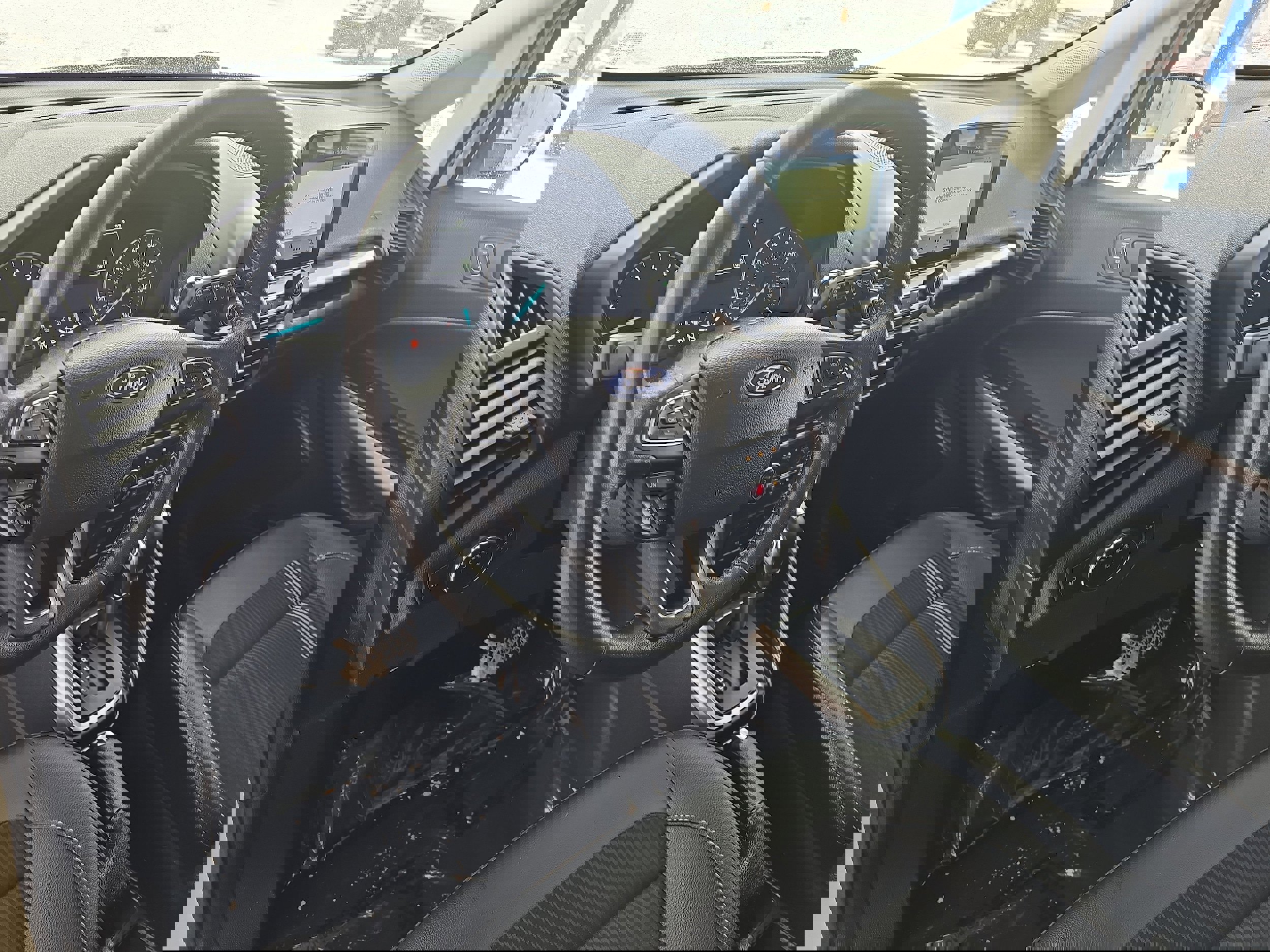 Used 2019 Ford EcoSport SES w/ SES Black Appearance Package image 13