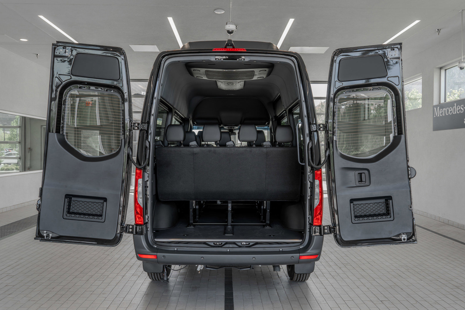 New 2025 Mercedes-Benz Sprinter 2500 image 16