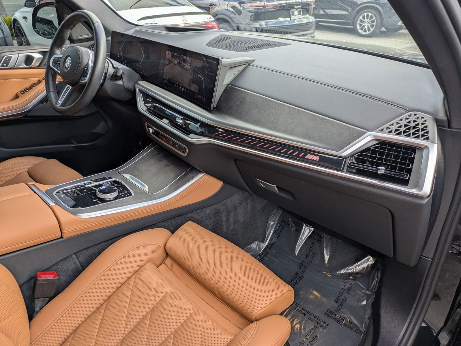 Used 2025 BMW X5 M60i w/ Executive Package image 33