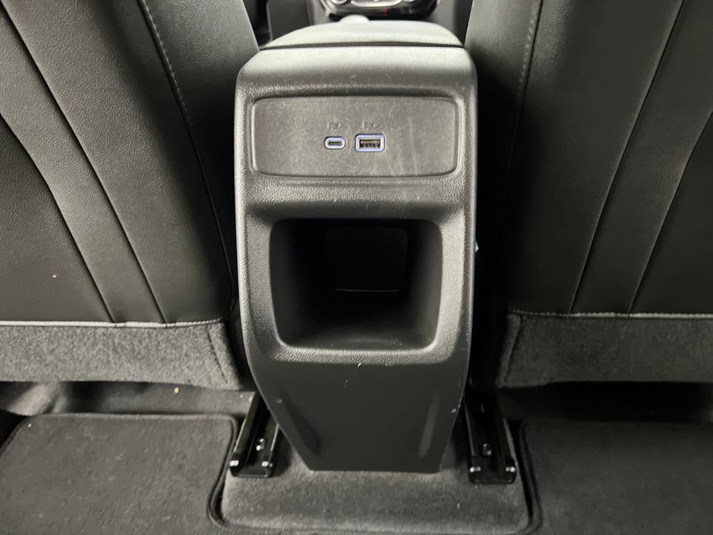 Used 2025 Chevrolet Trax LT FWD image 24