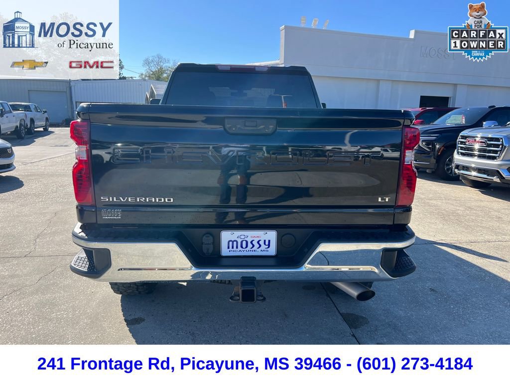 Used 2022 Chevrolet Silverado 2500 LT w/ Convenience Package image 4