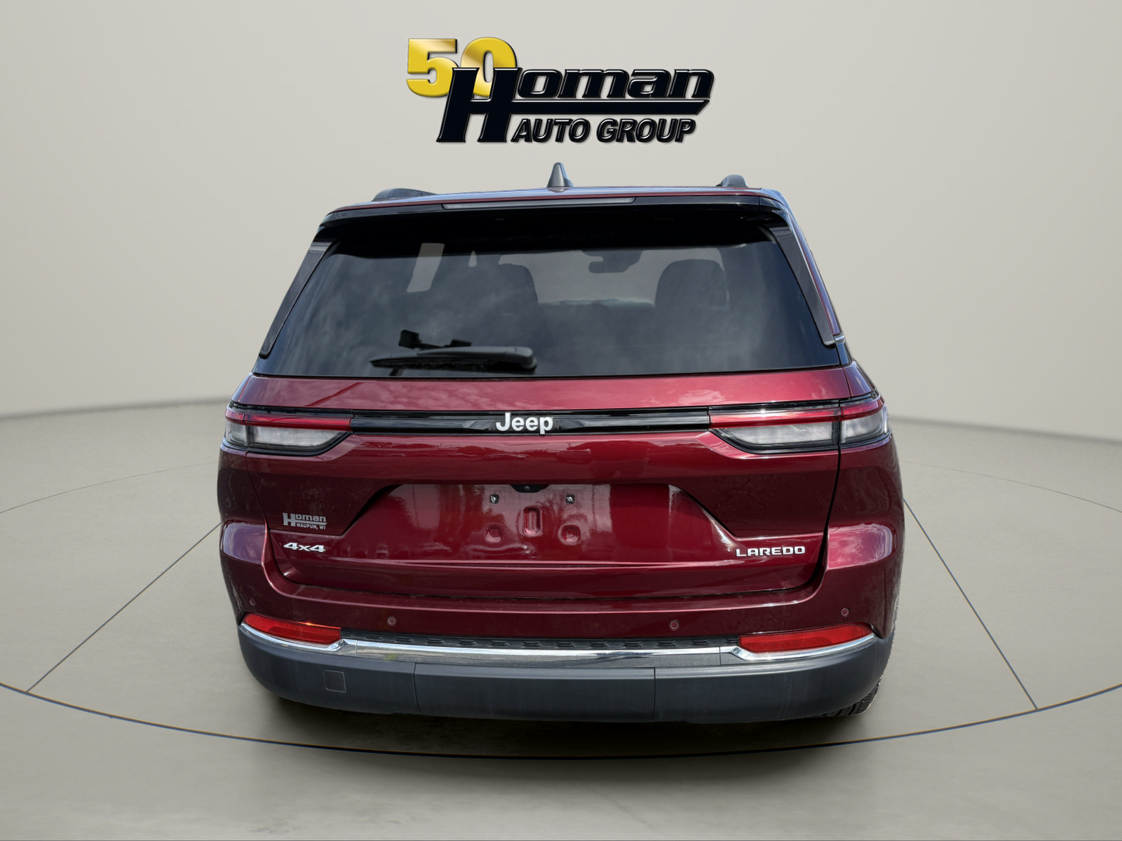 Used 2025 Jeep Grand Cherokee Laredo X w/ Luxury Tech Group I AWD/4WD image 4