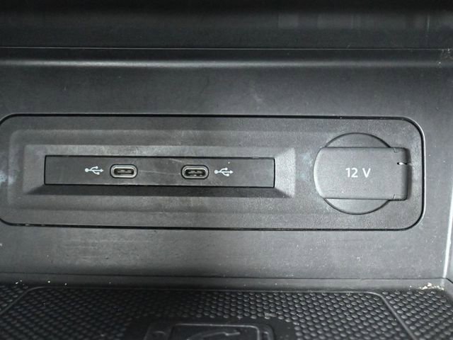 Used 2022 Volkswagen Atlas Cross Sport SEL Premium R-Line image 27