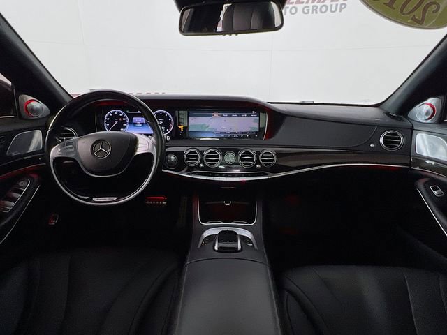 Used 2015 Mercedes-Benz S 550 Sedan image 24