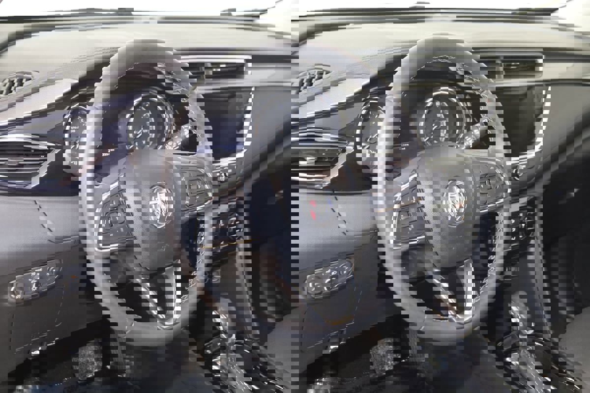 Used 2023 Buick Encore GX Select w/ Safety Package II image 6