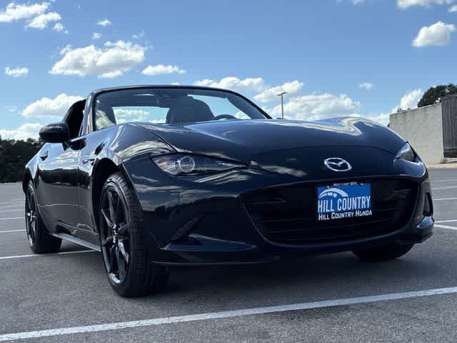 Used 2017 MAZDA MX-5 Miata RF Grand Touring RWD image 10