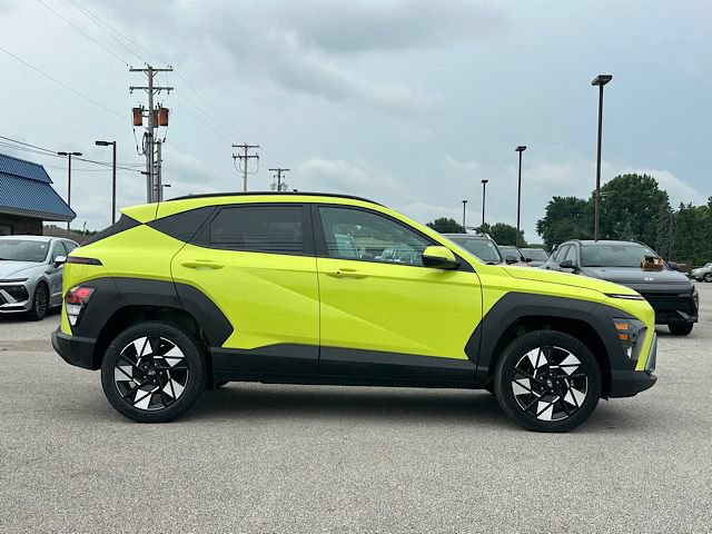 Used 2024 Hyundai Kona SEL AWD/4WD image 9