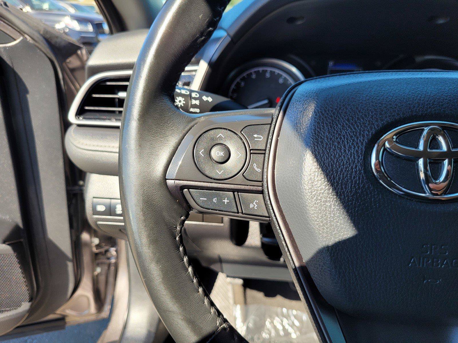 Used 2023 Toyota Camry SE FWD image 33