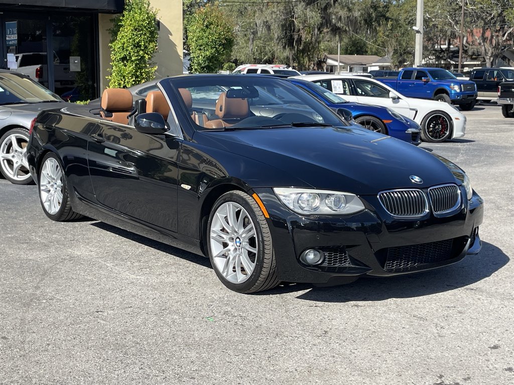 Used 2013 BMW 335i Convertible image 10