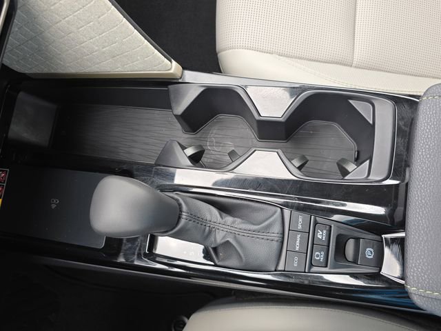 Used 2026 Toyota Camry XLE image 24